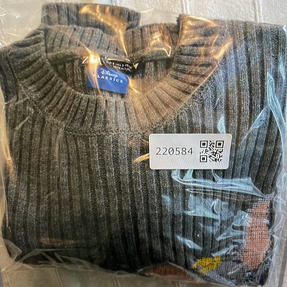 Zara Dumbo Printed Sweater - Picture 5 of 5